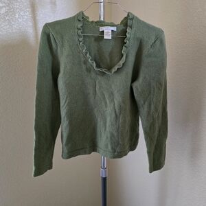 Sarah Spencer Long Sleeve Pullover Sweater